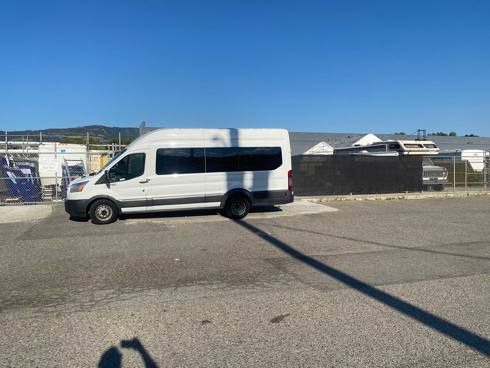 Red-Lock-Storage-van-arriving-at-lot